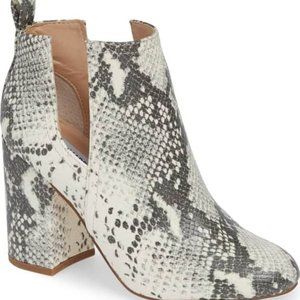 Steve Madden Snakeskin Ankle Boots Size 6.5